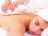 Massage mit der Heißen Rolle